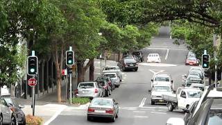 Darlinghurst.Tv Liverpool Street Traffic Lights & Bourke Street Bikeway Operational 08022011