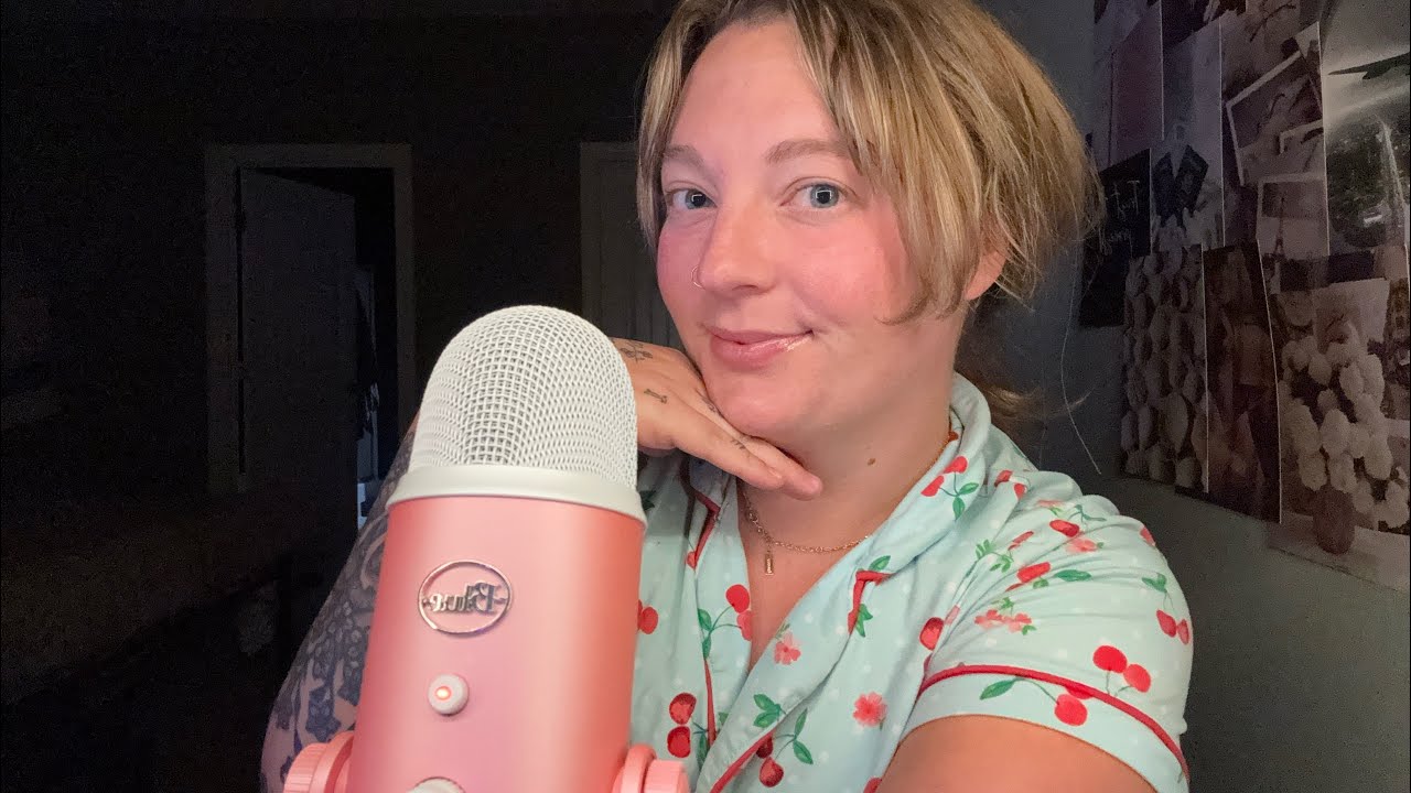 ASMR ✨ reading AITAH reddit stories 🤍