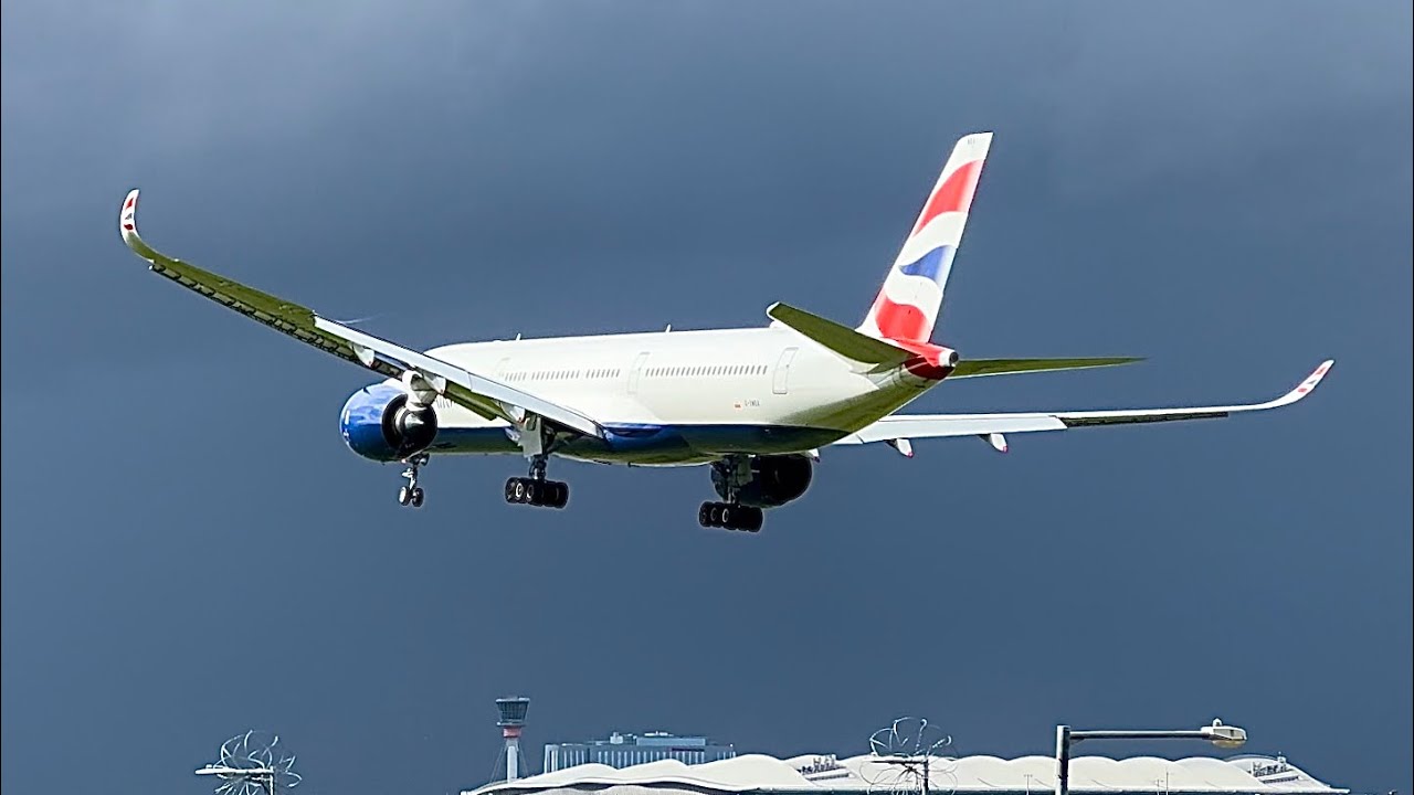 HUGE CROSSWIND / STORM LANDINGS AT LONDON HEATHROW AIRPORT - RW27L ...