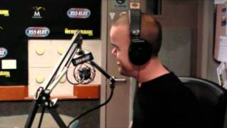 Funnyman Brad Williams stops by Heidi and Frank!