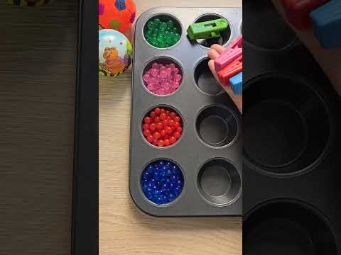 كرة ذات صلة باللون الماشبك