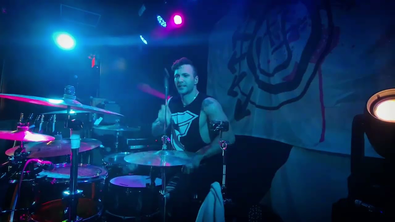 Heartskull / Carlos does Dallas / Drink-182