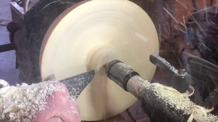 Woodturning - Large Fruit bowl from silver maple log