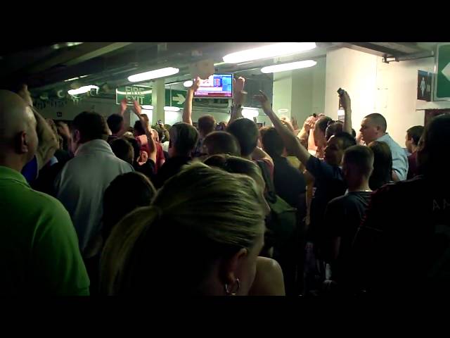 10 Men Couldn't Carry Lampard Song at the bar in Sir Trevor Brooking Lower