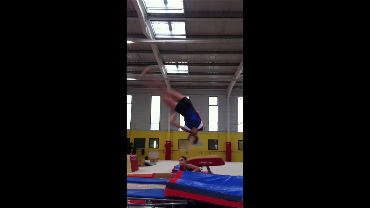 Vrille avant gymnastique. YouTube