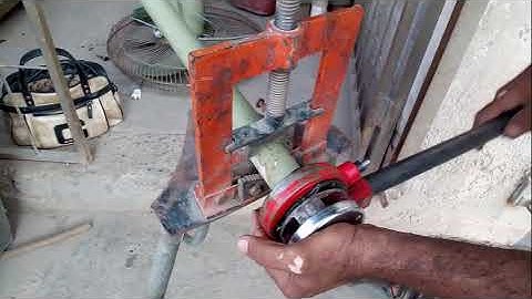 pedestal fan pipe chodi Making Threads on a GI Pipe (Hindi)