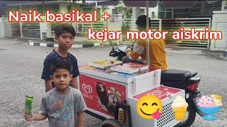 Naik basikal dalam taman + kejar motosikal aiskrim.. 😂😋