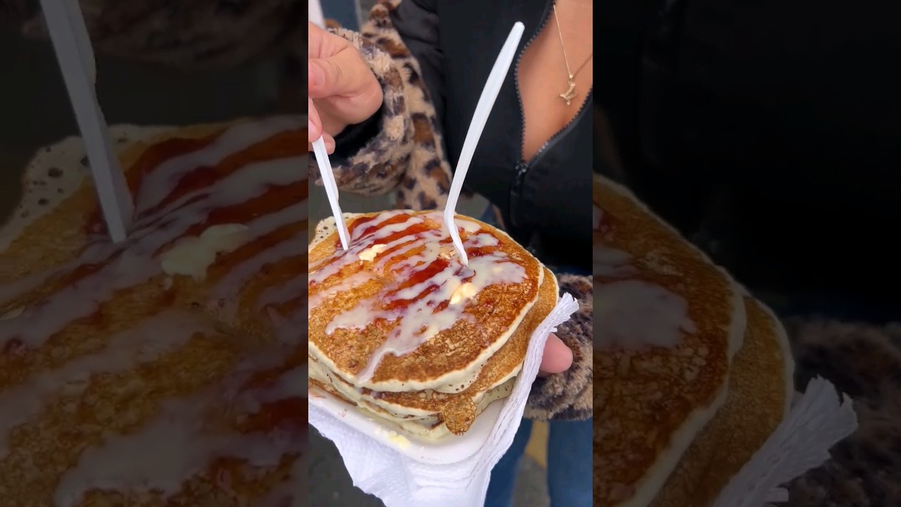 En el tianguis hacen los mejores hot cakes