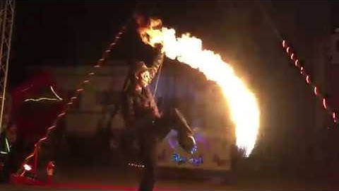 Niko-Bolas Performing METEOR DART at Youtopia 2017