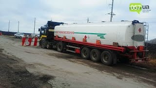Контрабандисты пытались пробраться в Украину с 40 тоннами бензина