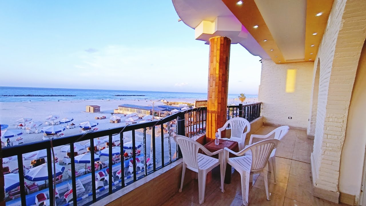 تم تنزيل سعر الشقة 150ألف من سعرها لسرعه البيع علي البحر مباشره مساحه 160م تشطيب فاخر 2023 فيو البحر