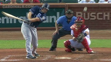 SD@STL: Dickerson smacks an opposite-field RBI single