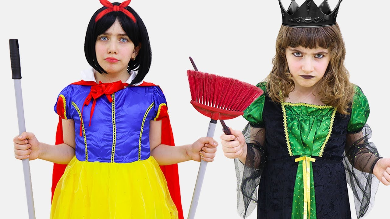 حبيبة والساحرة الشريرة | Habiba play with magic apple