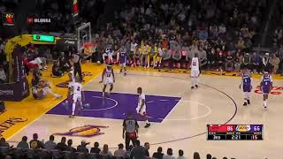 Anthony Davis gets ejected for telling the ref his shoe isn't on yet