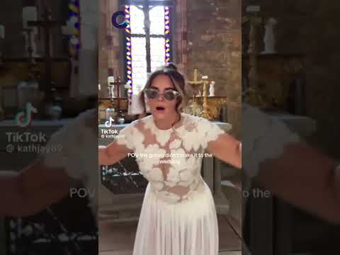 Video Lasciata a una settimana dalle nozze, Katherine Jones festeggia comunque a Montecatini Valdicecina