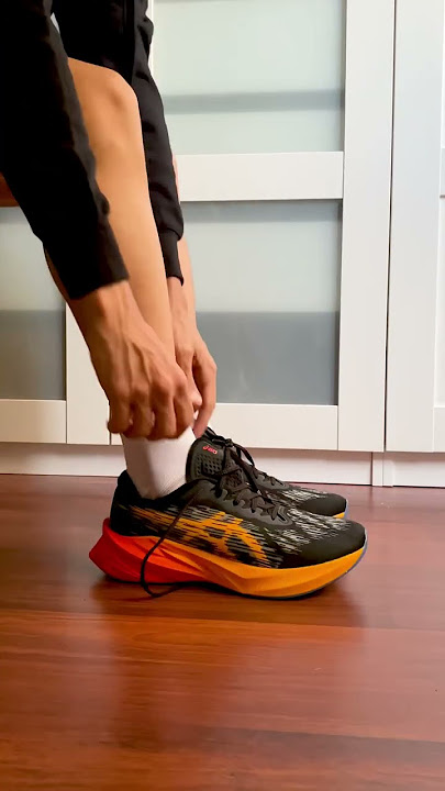 ASICS GEL-Flashpoint™ SKU:#8341934 - YouTube