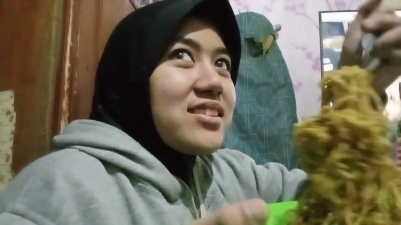 Puasa pertama aku aku libur 2 hari 