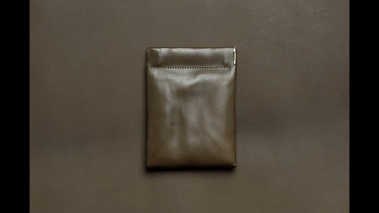 開閉が早いミニ財布 鍵も入る ミニマリストの為の最小限のデザイン カーフ使用