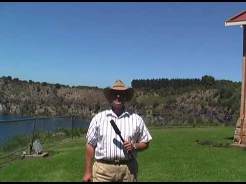 Mt Gambiers Blue Lake Aquifer Tour