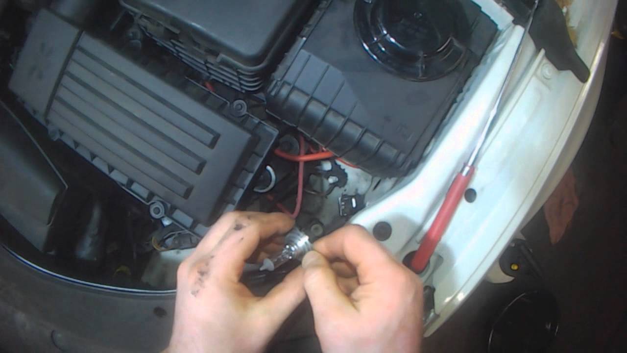 VW B6: Passat CC Headlight bulb replacement - YouTube 2010 mazda 3 engine fuse box 