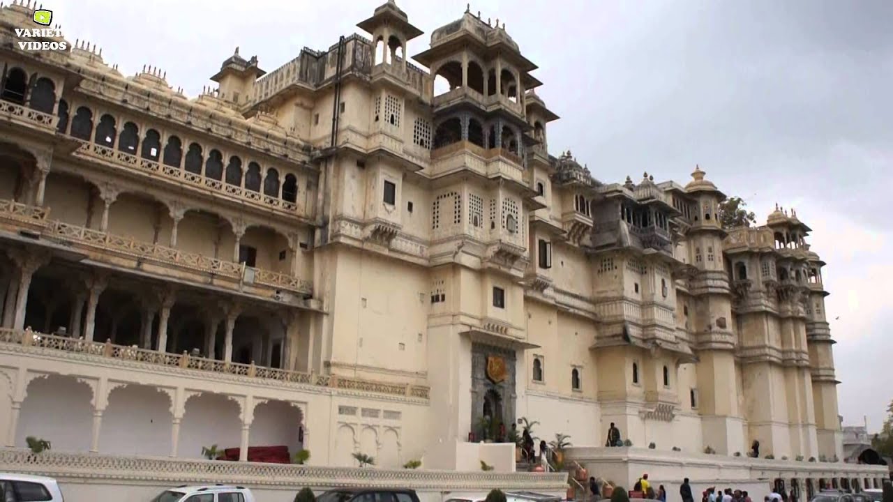 Magnificent Palace (HD) | Udaipur City Palace | Rajasthan - YouTube