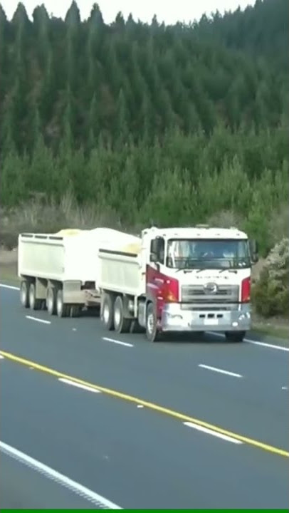 story WA truk hino 700 tronton dump gandeng