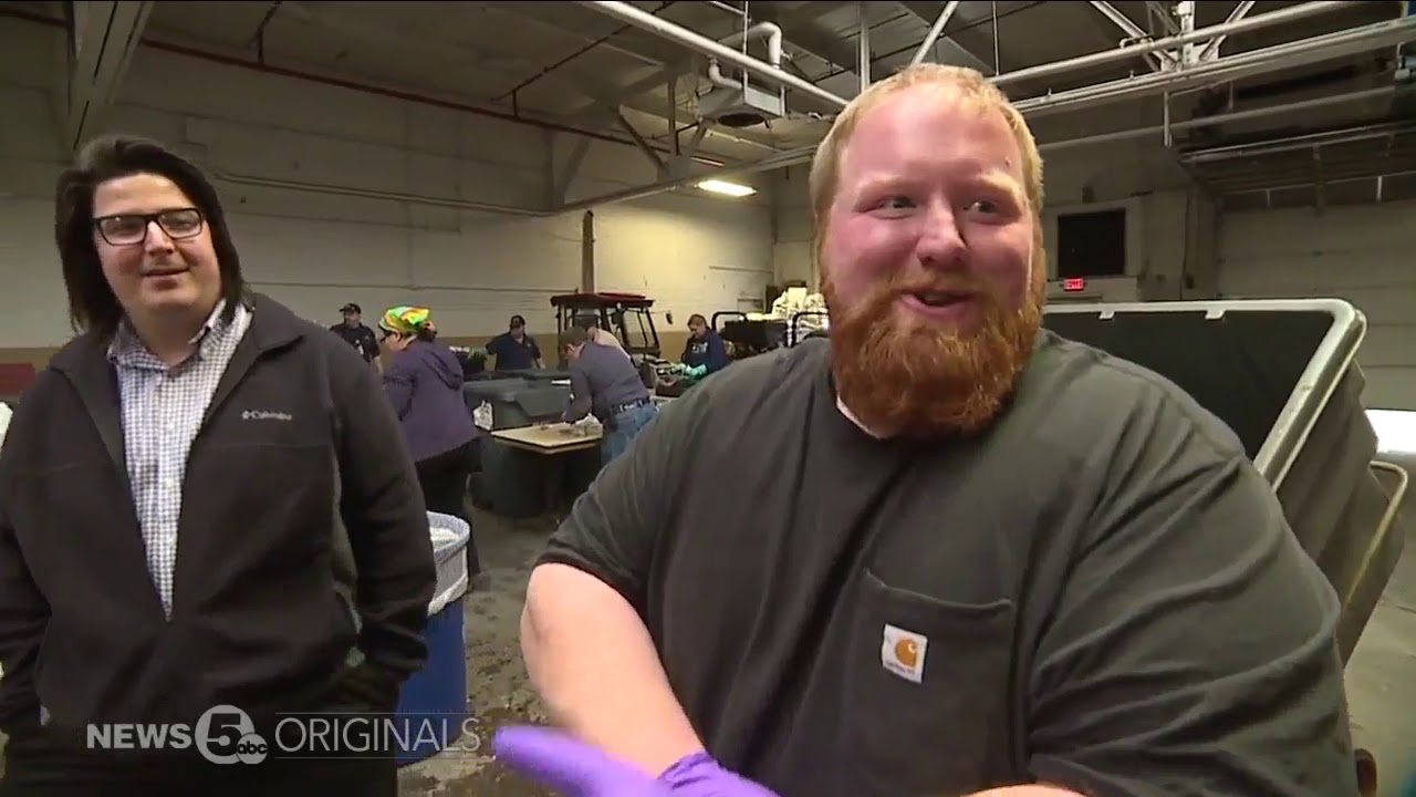 University's of Akron's 'Trash Class' has students dumpster diving to