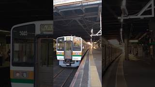 211系 発車 金山駅にて