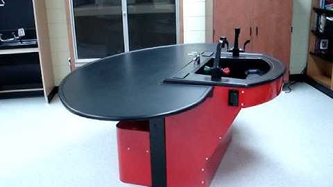 Sheldon Axis Infinity Student Lab Table.MPG