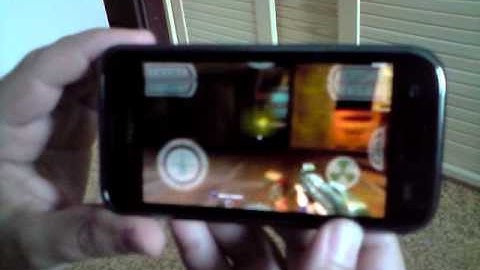 Quake 2 on Samsung Galaxy S