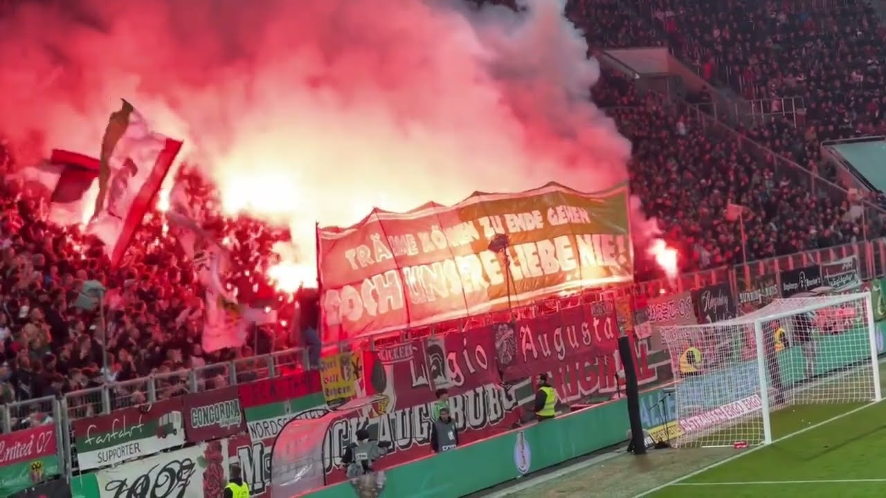 FC Augsburg Pyro Eskalation ❤💚🤍 / DFB Pokal gegen den FC Bayern München  #nurderfca #forzafca 