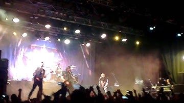 Trivium - Pull Harder On The Strings Of Your Martyr (Live In Moscow)
