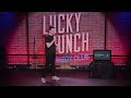 Ein improvisierter standupcomedyauftritt  lucky punch comedy club  michael mauder