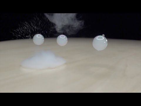 Video: 3 formas de crear una burbuja llena de humo