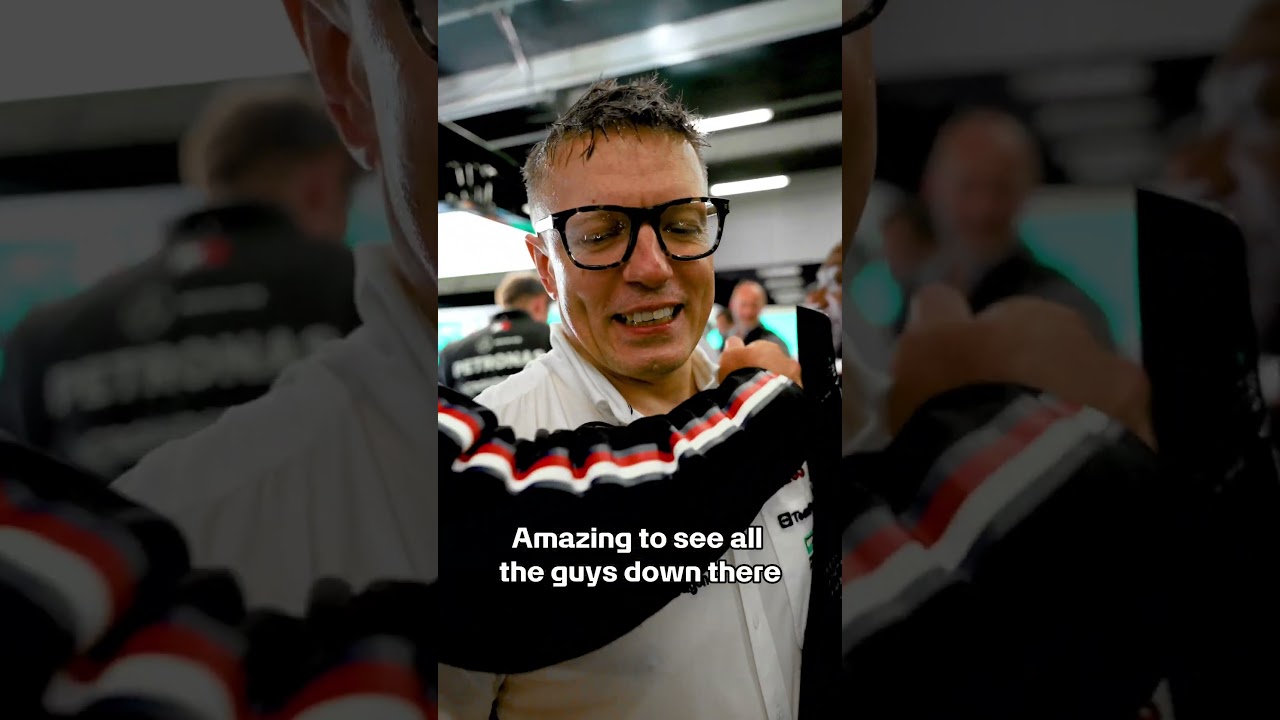 Bono's Reaction to Lewis' Silverstone Win! ❤️ 