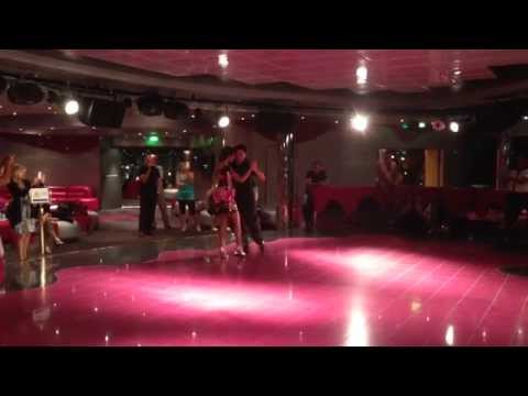 Pablo Garcia e Laura Grandi in crociera Msc fantasia