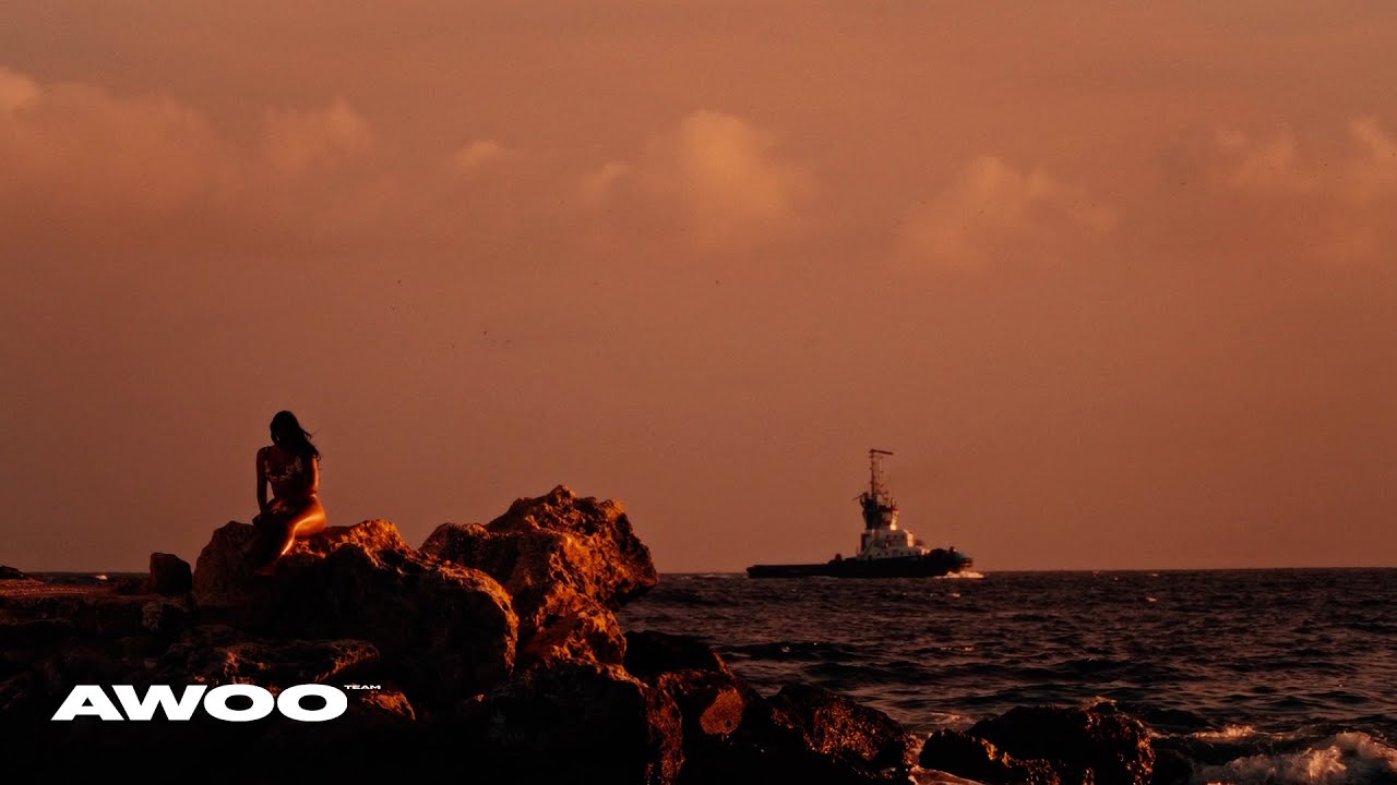 YouTube पर Ryan Castro - REBECCA (Visualizer) | SENDÉ देखें YouTube पर Ryan Castro - REBECCA (Visualizer) | SENDÉ देखें