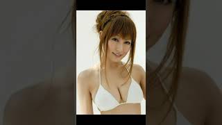 熊田曜子ちゃんのお気に入り白い水着画像｡