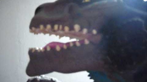Godzilla 1998 Figure Parent Godzilla Hand Puppet Sound Effects Preview Product Review