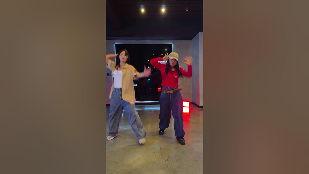 #WSWF | ECHO! DANCE CHALLENGE WITH RIEHATA🔥 // Dasuri Choi