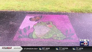 Green Bay’s Chalkfest showcases local artists despite rain showers