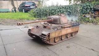 Big RC 1/9  Panther tank in action