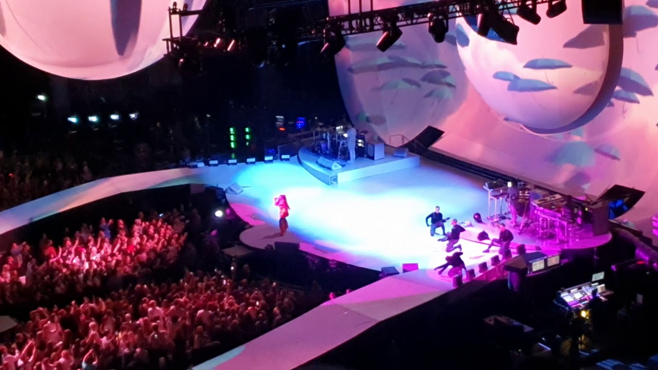 Ariana Grande, Berlin 10.10.2019, No tears left to Cry