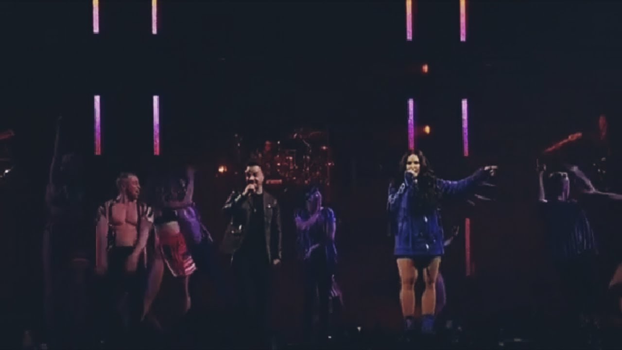 Demi Lovato & Luis Fonsi Perform 'Echame La Culpa' Together in Miami