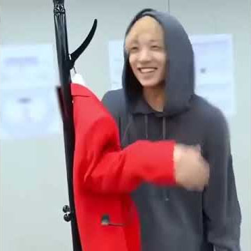 JUNGKOOK DANCING TO SINGULARITY BY V -BTS LOVE YOURSELF SEOUL DVD
