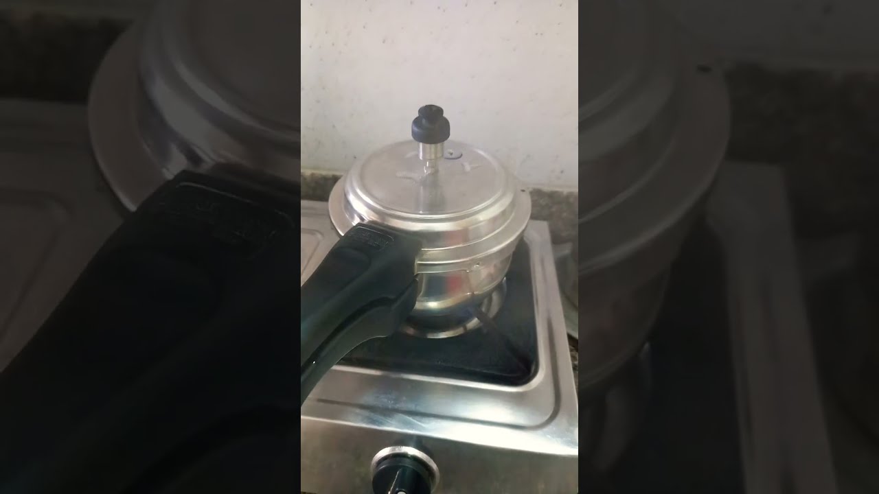 Pressure cooker whistle sound loud
