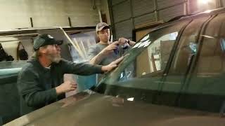 What Auto Glass Shops Don&#39;t Want You To Know