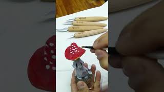 Mini wood carving with engraver pen @culiau #woodcarving #sculpture #diy 