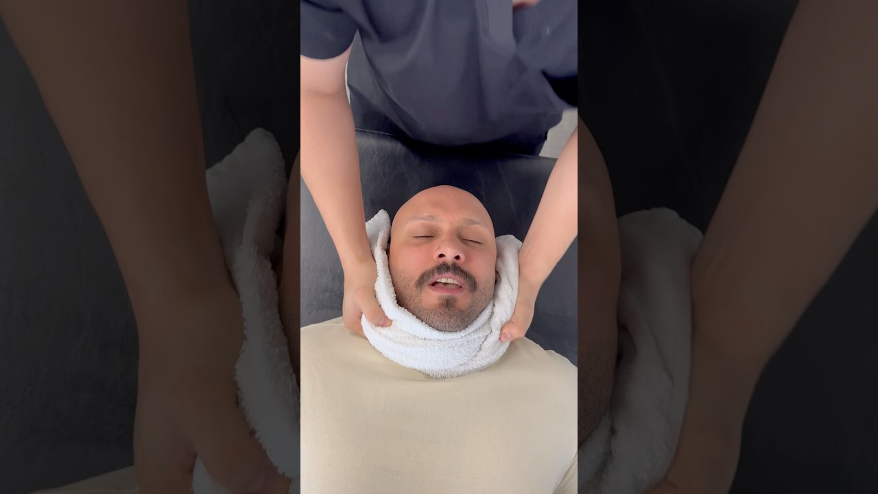 Unbelievable spine crack￼