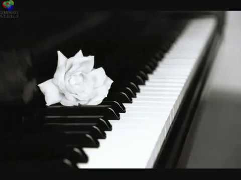 Chopin - Nocturne Op. 9 n. 2 (Maurizio Pollini)
